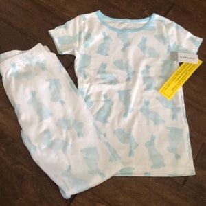 NWT Carter’s pajama top and pants, size 7